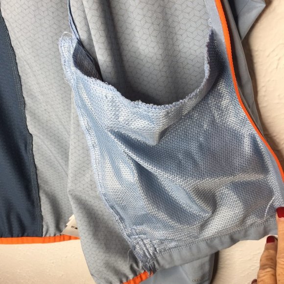 Columbia men's M omni-wick omni-shade long sleeved jacket in blue/orange. - Picture 8 of 11